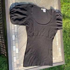 Short sleeved sweater